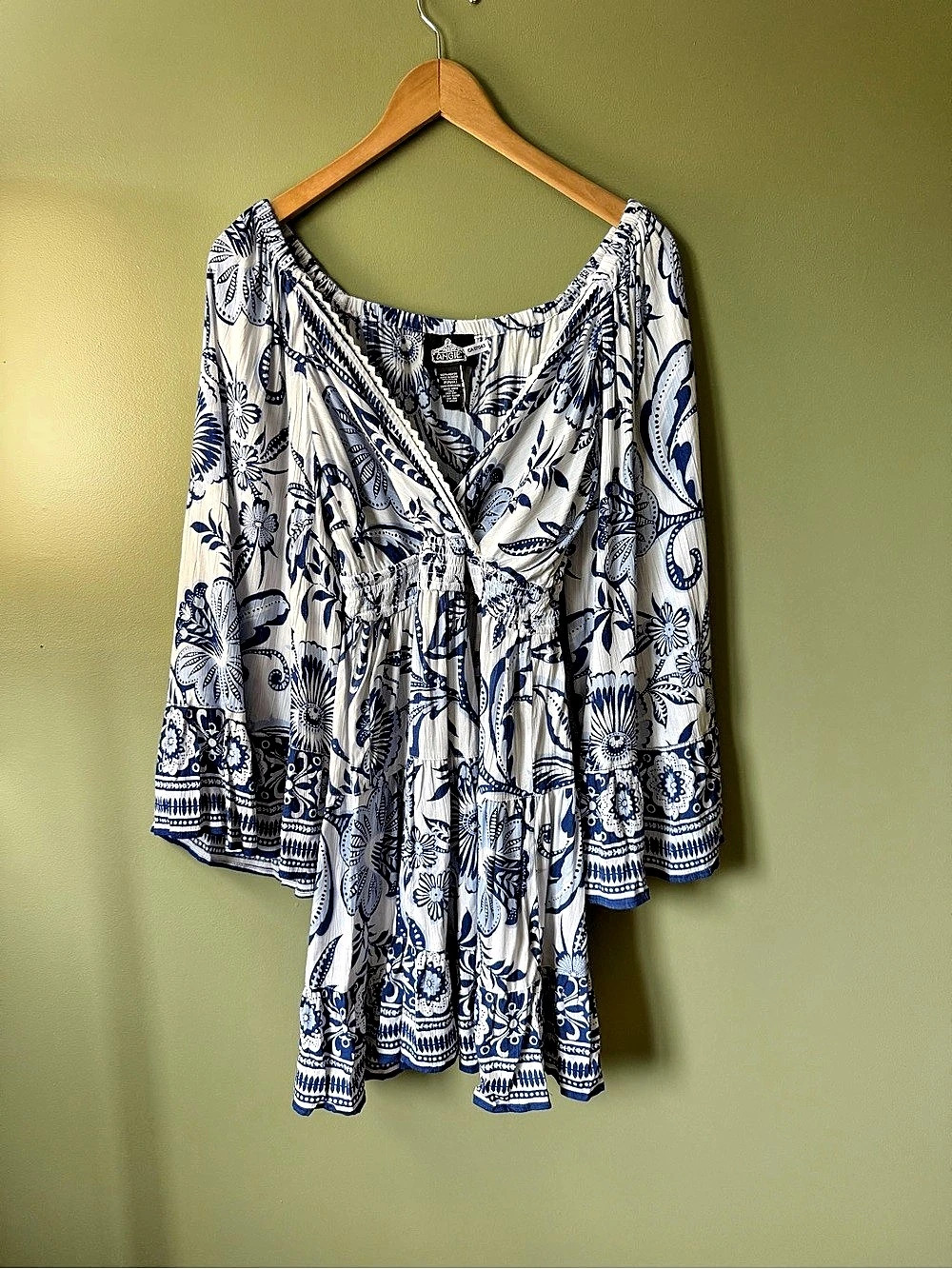 Angie Boho Floral Mini Dress in Blue & White Size Petite